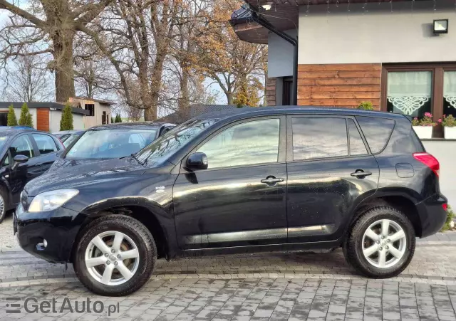 TOYOTA RAV4 2.2 D-4D 4x4 Executive