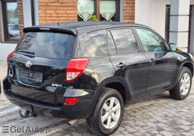 TOYOTA RAV4 2.2 D-4D 4x4 Executive