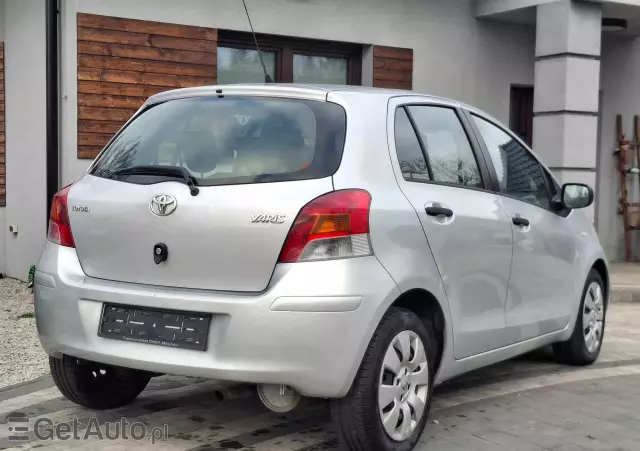 TOYOTA Yaris 1.33 VVT-i Life