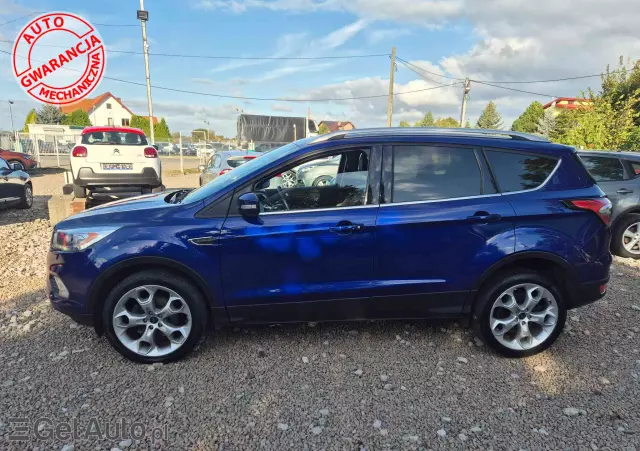 FORD Kuga 1.5 EcoBoost 2x4 Titanium