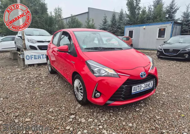 TOYOTA Yaris Hybrid 1.5 VVT-i Y20 Team Deutschland