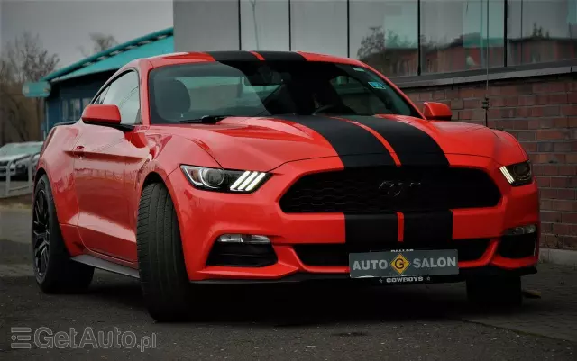 FORD Mustang 