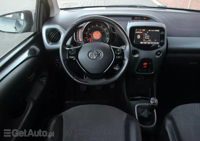 TOYOTA Aygo 