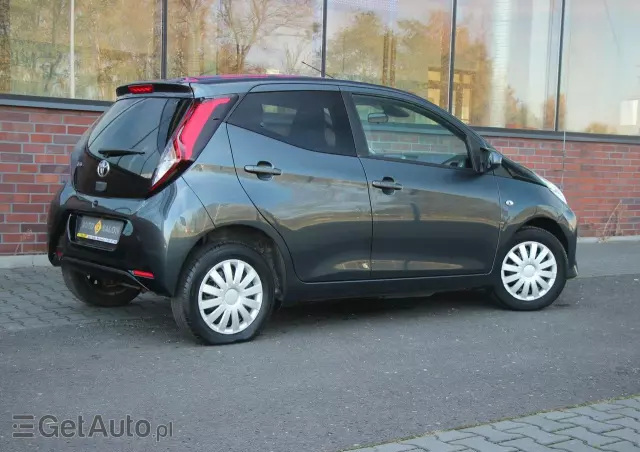 TOYOTA Aygo 