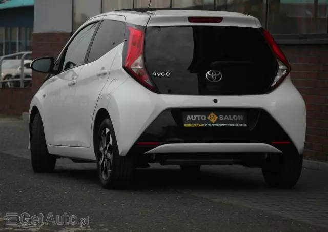 TOYOTA Aygo X-sky