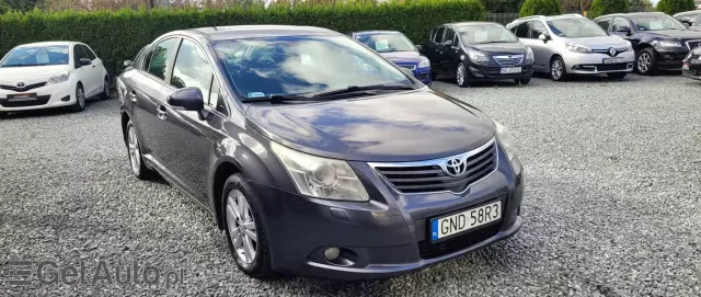 TOYOTA Avensis 2.0 D-4D Sol