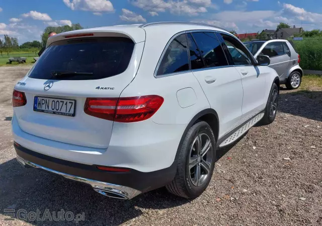 MERCEDES-BENZ GLC 220 d 4-Matic