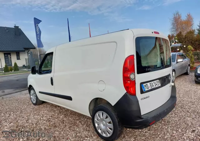 OPEL Combo  L1H2 Selection