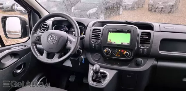 OPEL Vivaro 