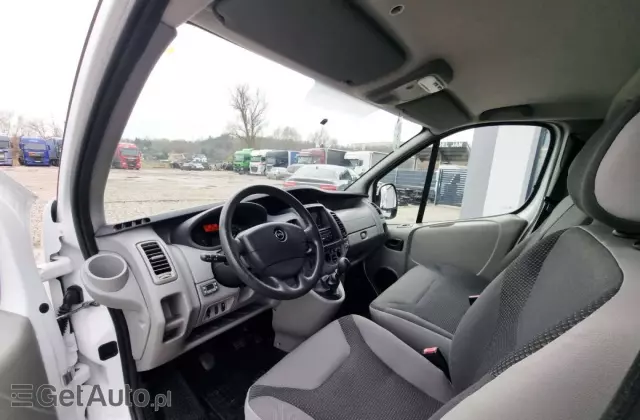 OPEL Vivaro 