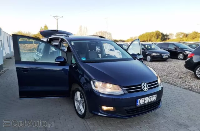 VOLKSWAGEN Sharan 