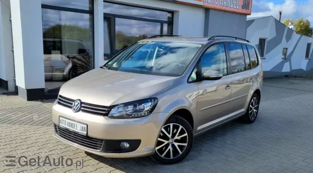 VOLKSWAGEN Touran 