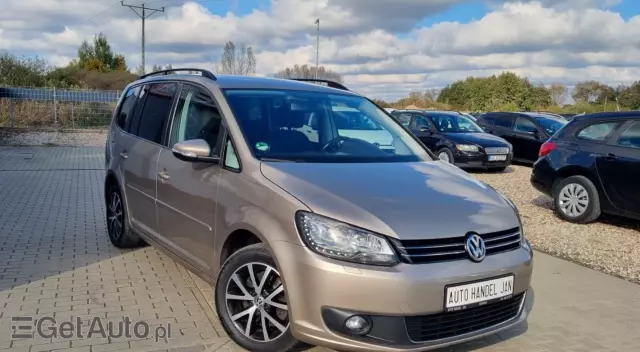 VOLKSWAGEN Touran 