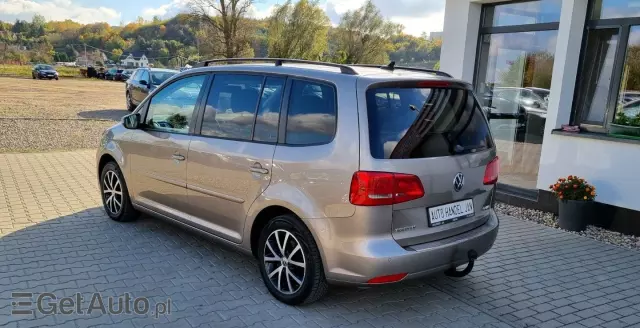 VOLKSWAGEN Touran 