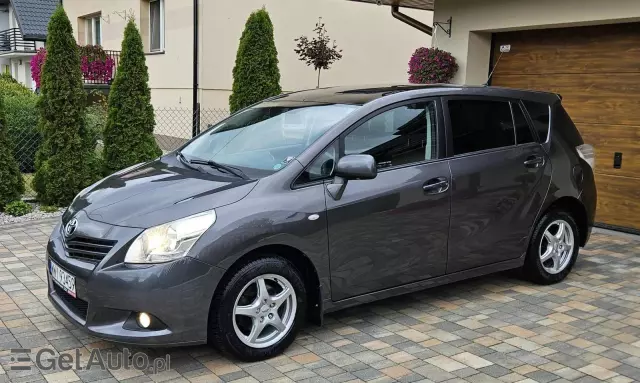 TOYOTA Verso 1.8 7-Sitzer Skyview Edition