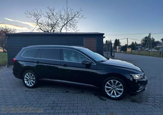 VOLKSWAGEN Passat Variant 2.0 TDI SCR DSG Comfortline