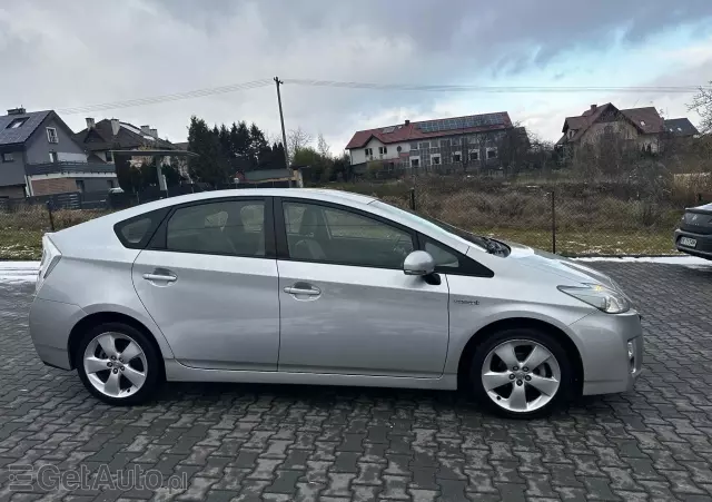 TOYOTA Prius (Hybrid) Comfort