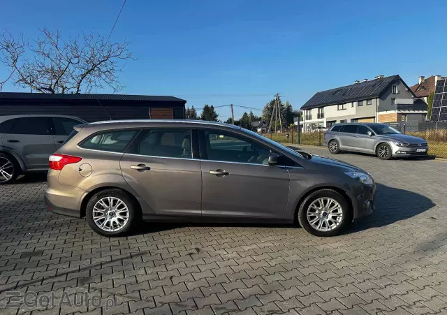 FORD Focus 1.6 EcoBoost Start-Stopp-System Titanium