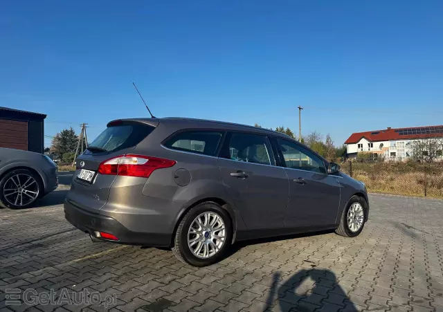 FORD Focus 1.6 EcoBoost Start-Stopp-System Titanium