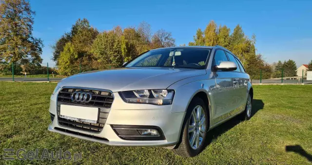 AUDI A4 