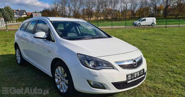 OPEL Astra 2.0 CDTI DPF Sports Tourer