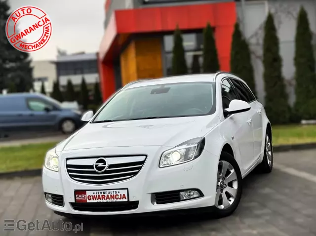 OPEL Insignia 1.6 Turbo Sports Tourer Cosmo