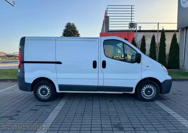 RENAULT TRAFIC 