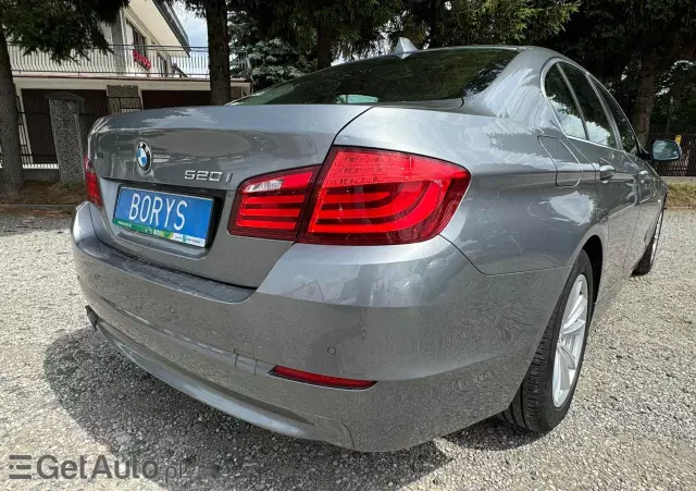 BMW Seria 5 520i Modern Line