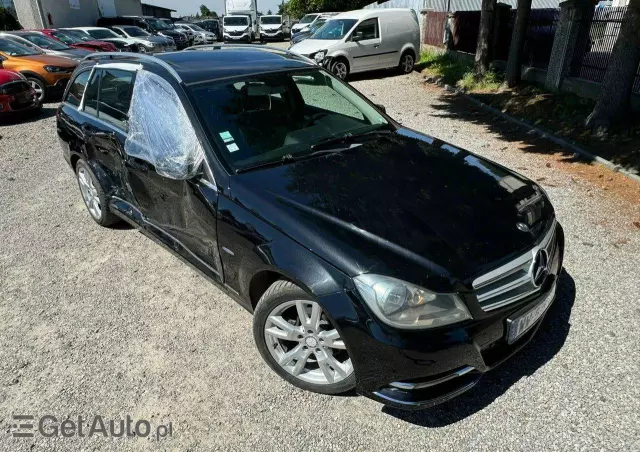 MERCEDES-BENZ Klasa C 220 T CDI DPF Automatik BlueEFFICIENCY Avantgarde