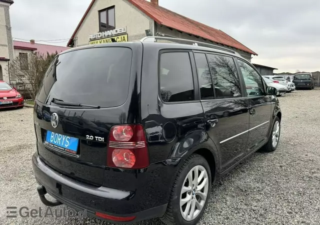 VOLKSWAGEN Touran 