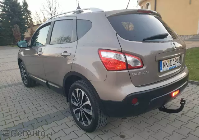 NISSAN Qashqai 2.0 4x4 Tekna Premium