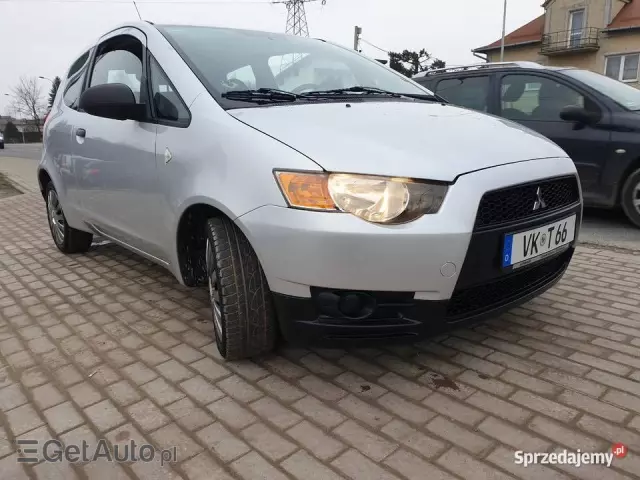 MITSUBISHI Colt 