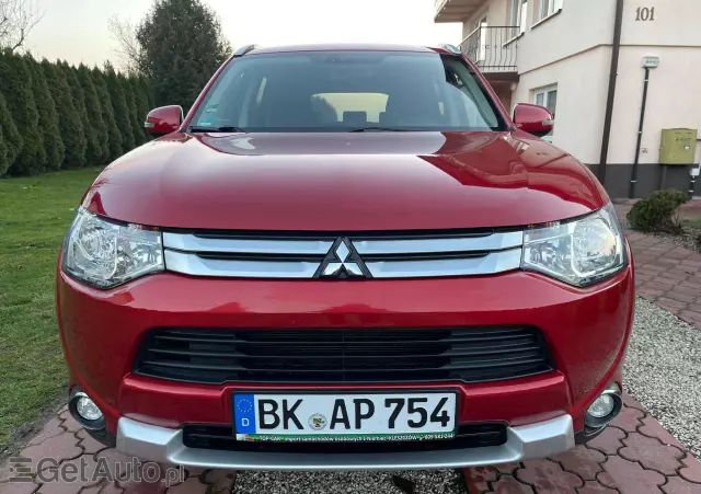 MITSUBISHI Outlander 2.0 2WD Invite