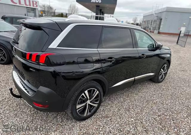 PEUGEOT 5008 BlueHDI 150 Allure