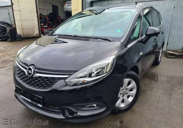 OPEL Zafira 1.4 T Cosmo