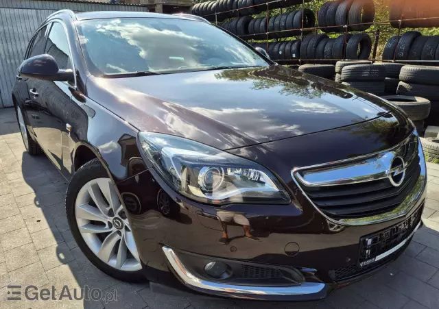 OPEL Insignia 