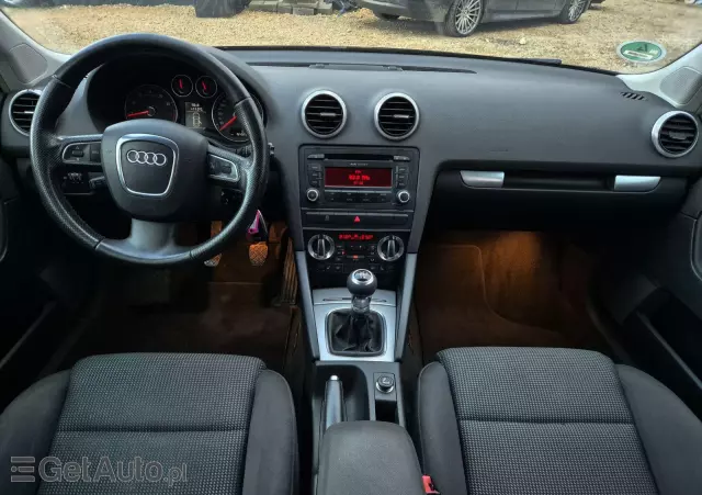 AUDI A3 1.6 Ambiente