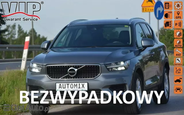 VOLVO XC 40 D3 Momentum Pro