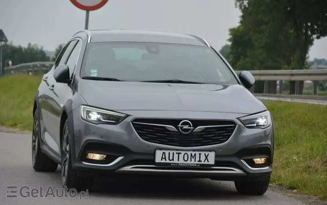 OPEL Insignia Sports Tourer 2.0 Direct Inj Trb 4x4 Innovation