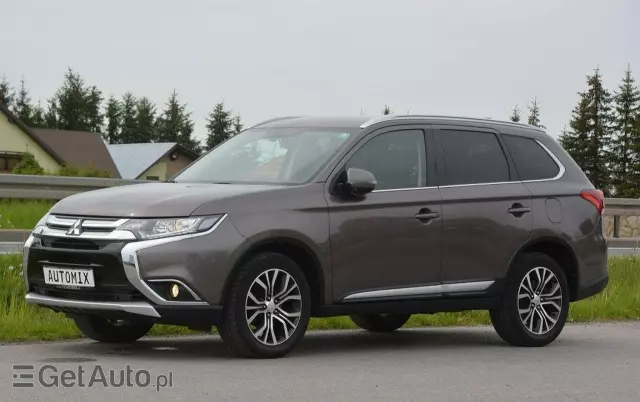 MITSUBISHI Outlander 2.2 DI-D Instyle SDA 4WD