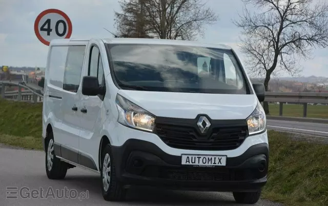 RENAULT Trafic 