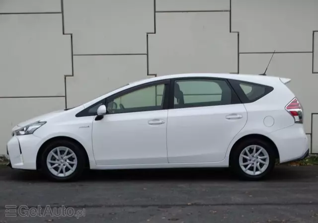 TOYOTA Prius+ 