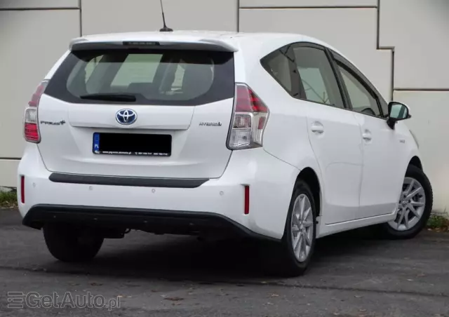 TOYOTA Prius+ 