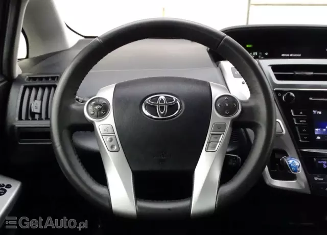 TOYOTA Prius+ 