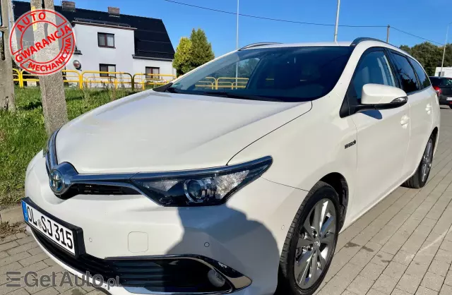 TOYOTA Auris EXECUTIVE