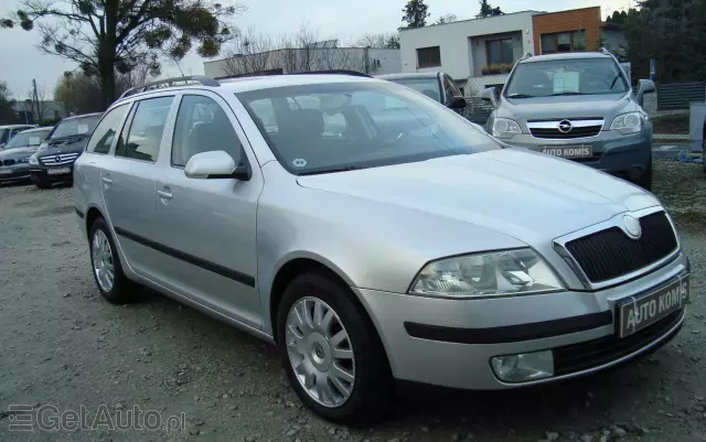 SKODA Octavia 