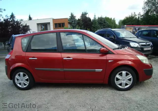 RENAULT Scenic 