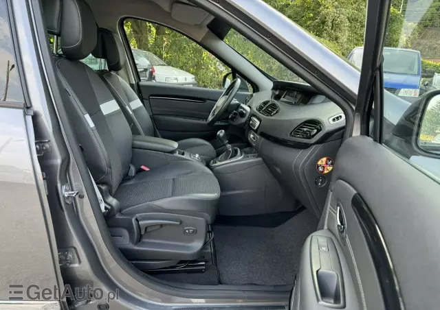 RENAULT Grand Scenic 