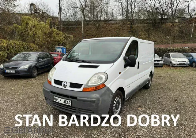 RENAULT Trafic 