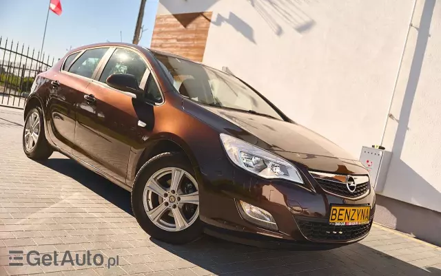 OPEL Astra 1.4 ECOFLEX 150 Jahre